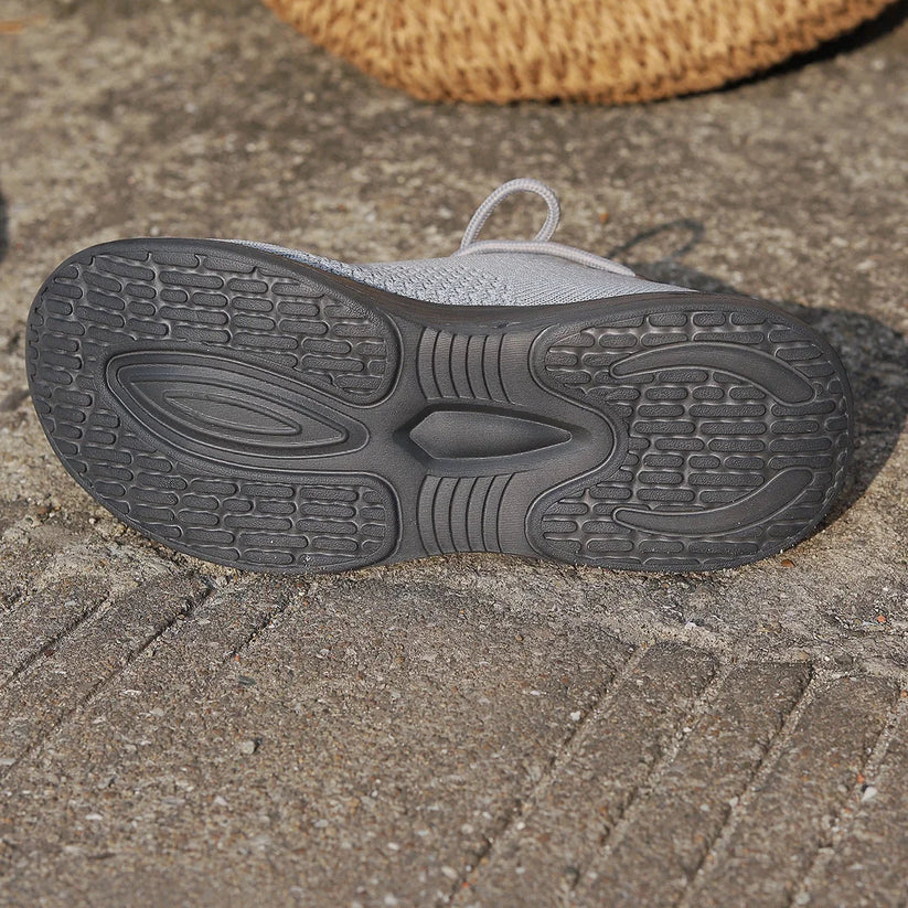 Breathable Knit Sneakers for Women – Lightweight & Casual Comfort Caliboot