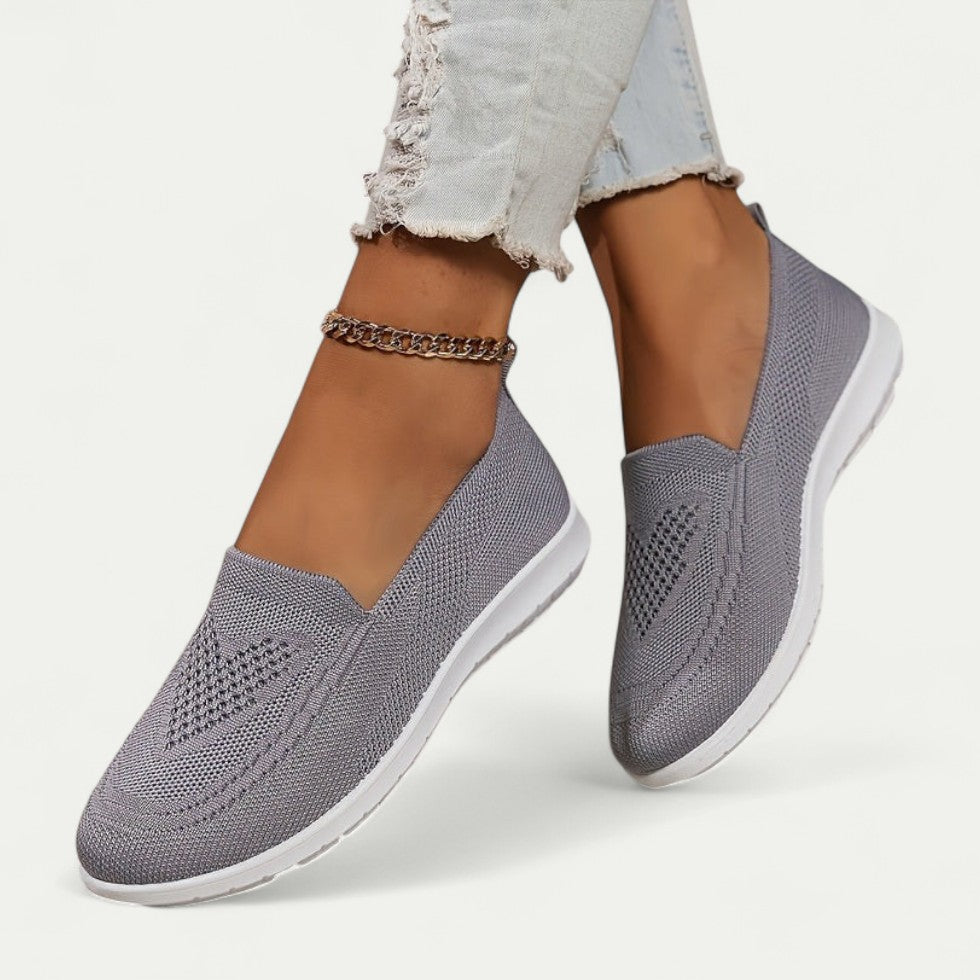 Breathable Slip-On Walking Shoes for Women – Effortless Comfort & Style