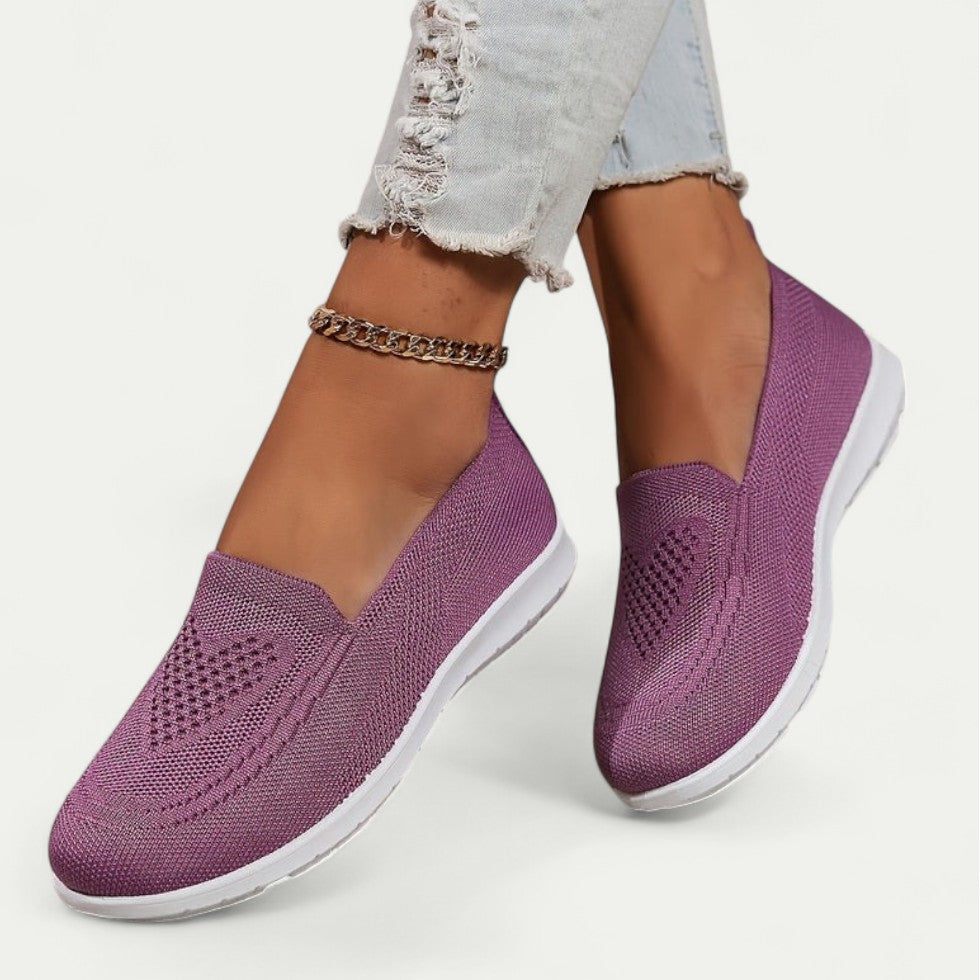 Breathable Slip-On Walking Shoes for Women – Effortless Comfort & Style