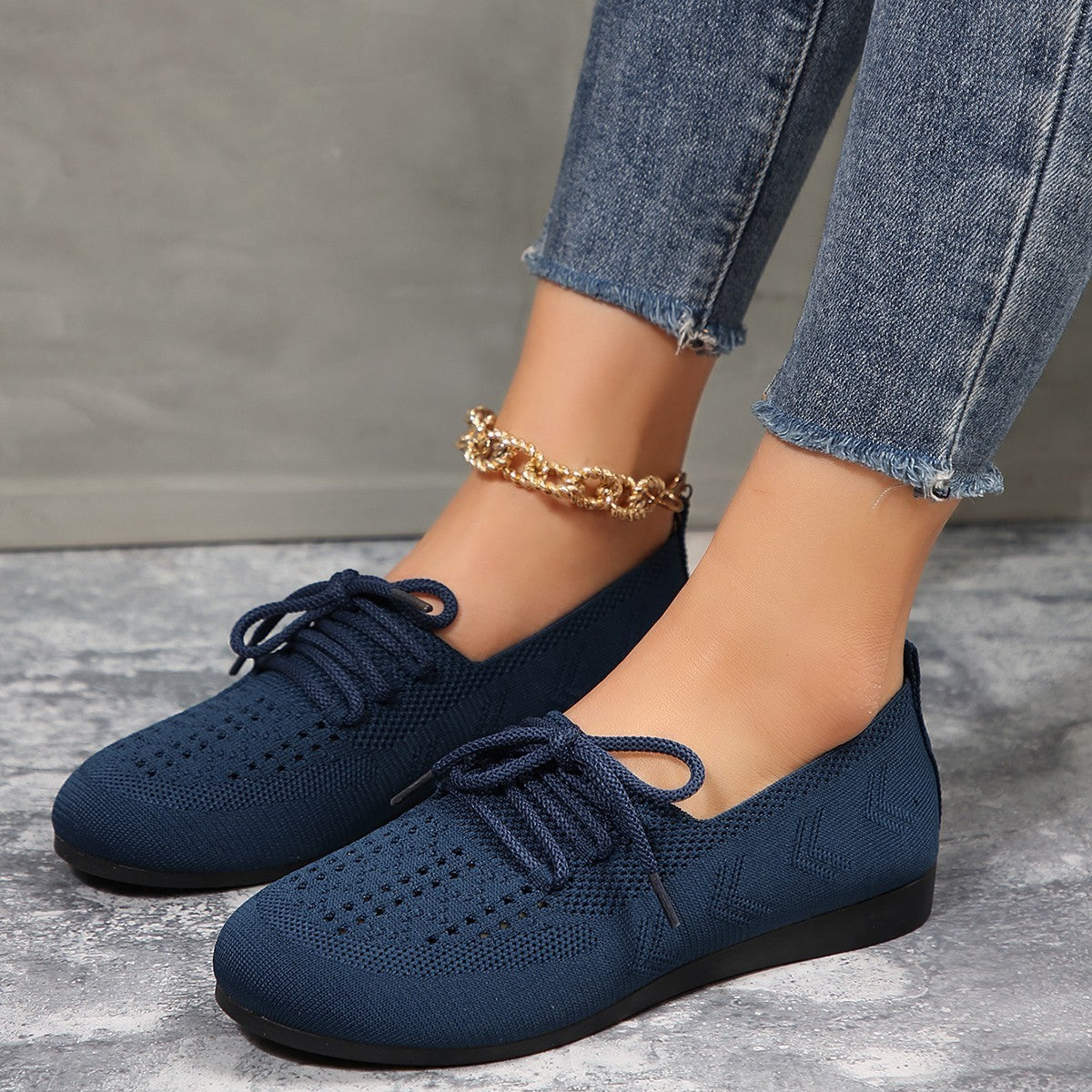 Breathable Lace-Up Sneakers for Women – Lightweight & Stylish Comfort