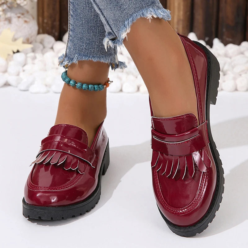 Chunky Black Loafers for Women – Stylish Comfort with Fringe Detail