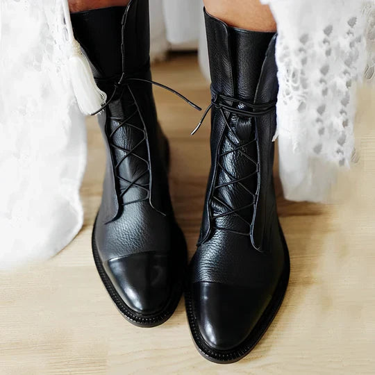 Classic Versatile Boots for Women – Timeless Style & Comfort