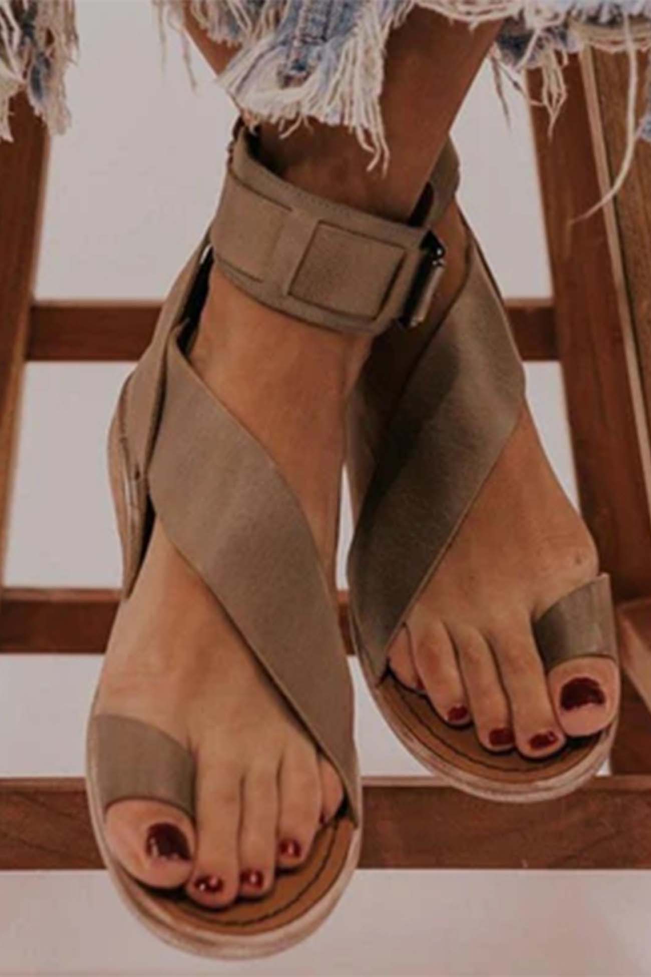 Crisscross Flat Sandals for Women – Effortless Style & Comfort