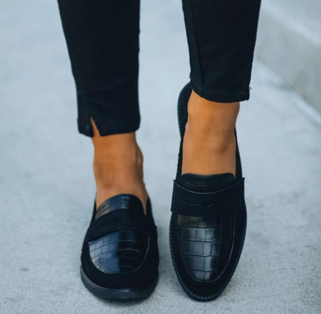 Croc-Embossed Slip-On Loafers for Women – Chic & Comfortable