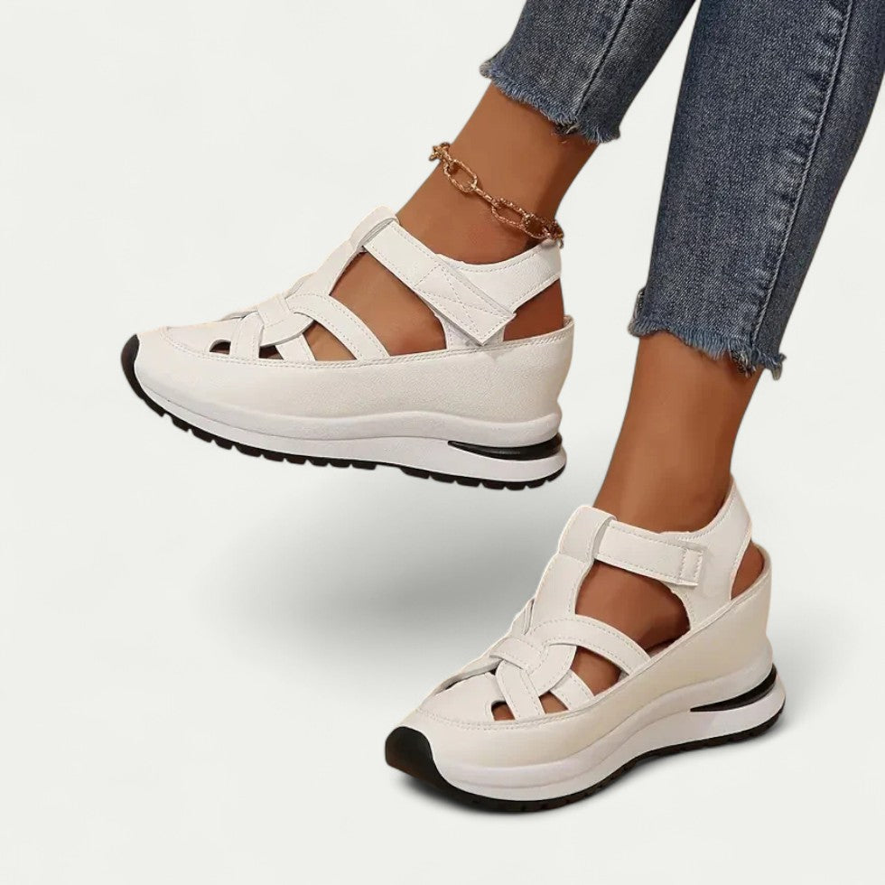 Cushioned Walking Sandals for Women – Comfort & Style for Every Step