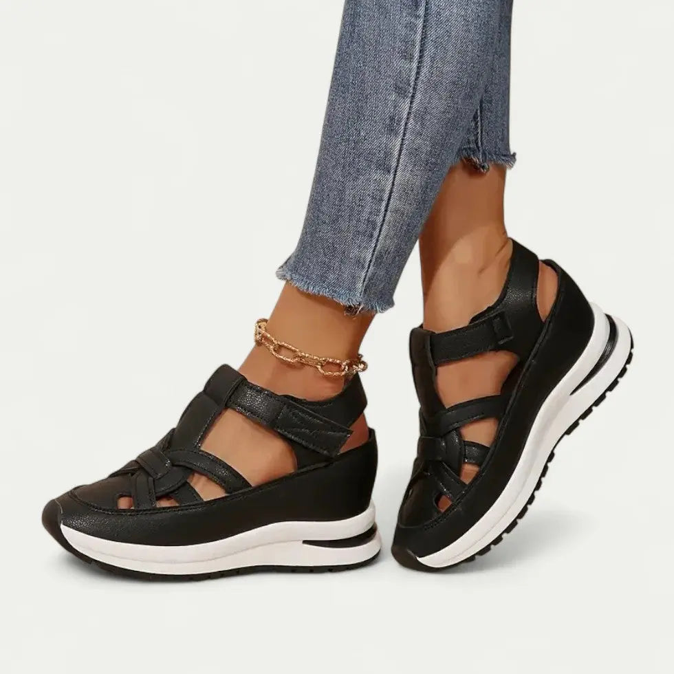 Cushioned Walking Sandals for Women – Comfort & Style for Every Step