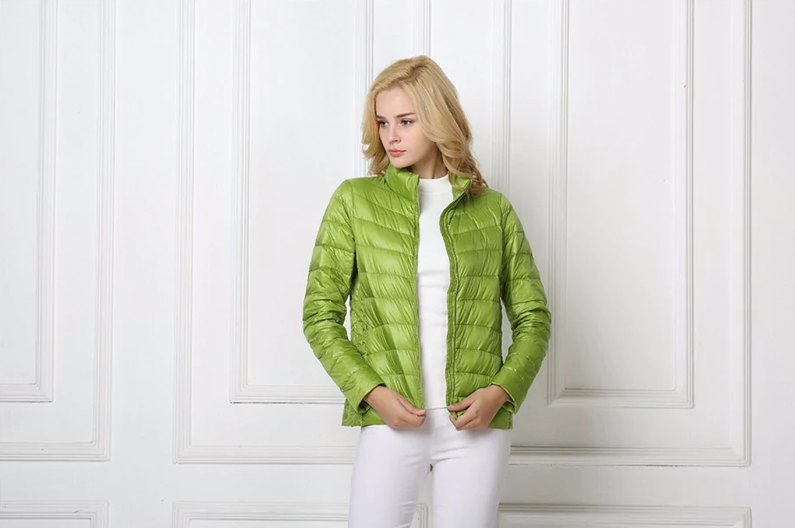 Lightweight Down Jacket for Men – Urban Style & Comfort 3