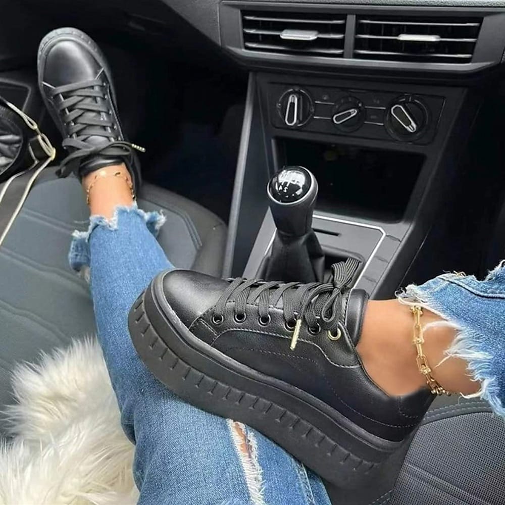 Plateau Sneakers for Women – Stylish Elevation & Everyday Comfort