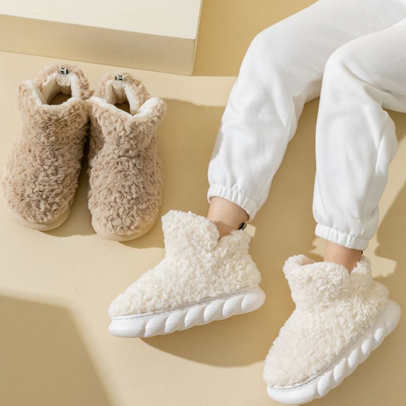 Plush Winter Slippers for Women – Cozy & Non-Slip Comfort