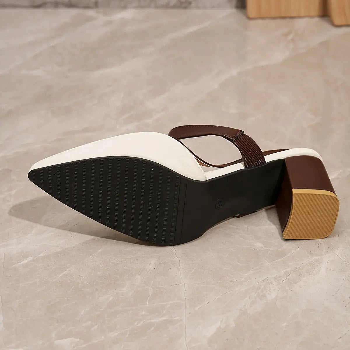 Pointed-Toe Slingback Pumps for Women β Elegant & Versatile