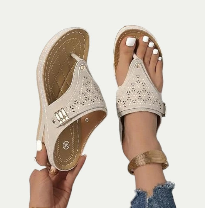 Slip-On Comfort Sandals for Women – Effortless Style & All-Day Comfort
