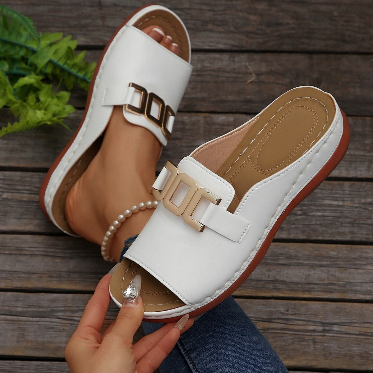 Slip-On Orthopedic Sandals for Women – Chic Comfort & Versatility