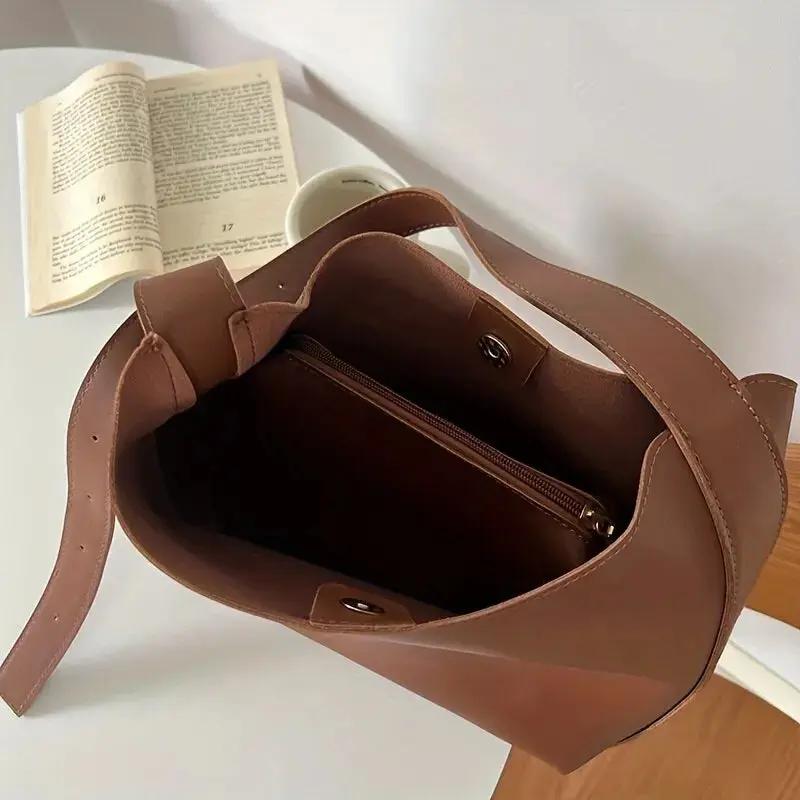 Structured Shoulder Bag for Women – Modern & Versatile Design-Caliboot