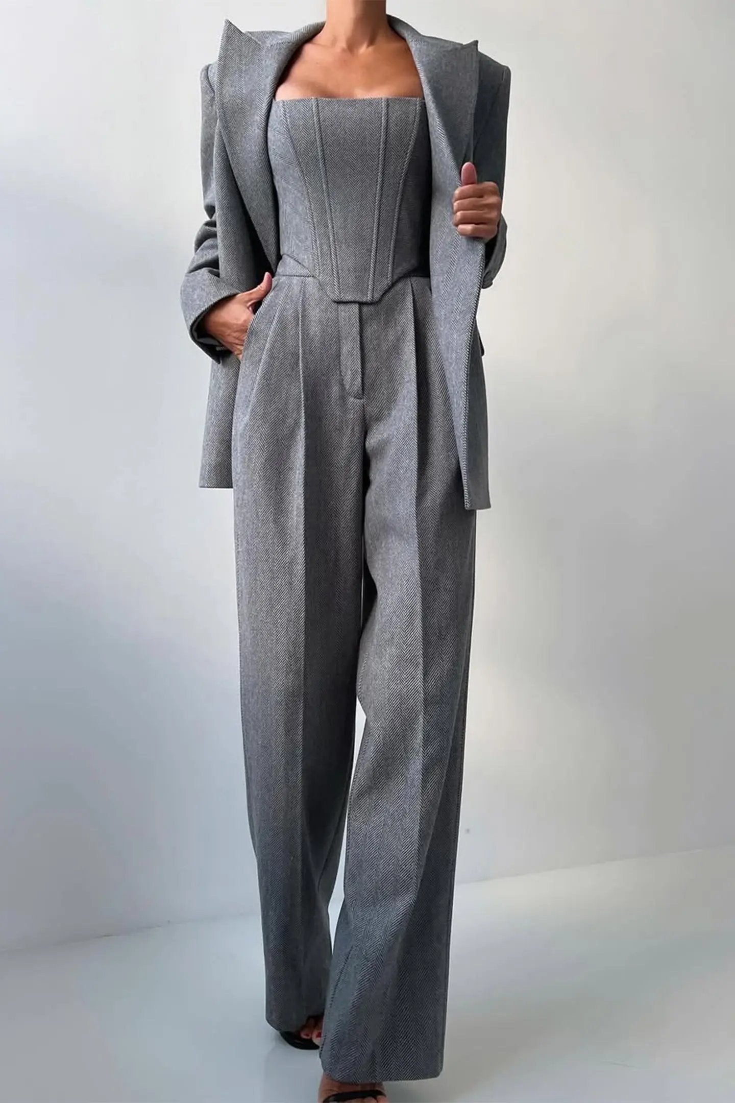 Tailored Three-Piece Suit for Women – Elegant & Sophisticated Pant Suit Set-Caliboot