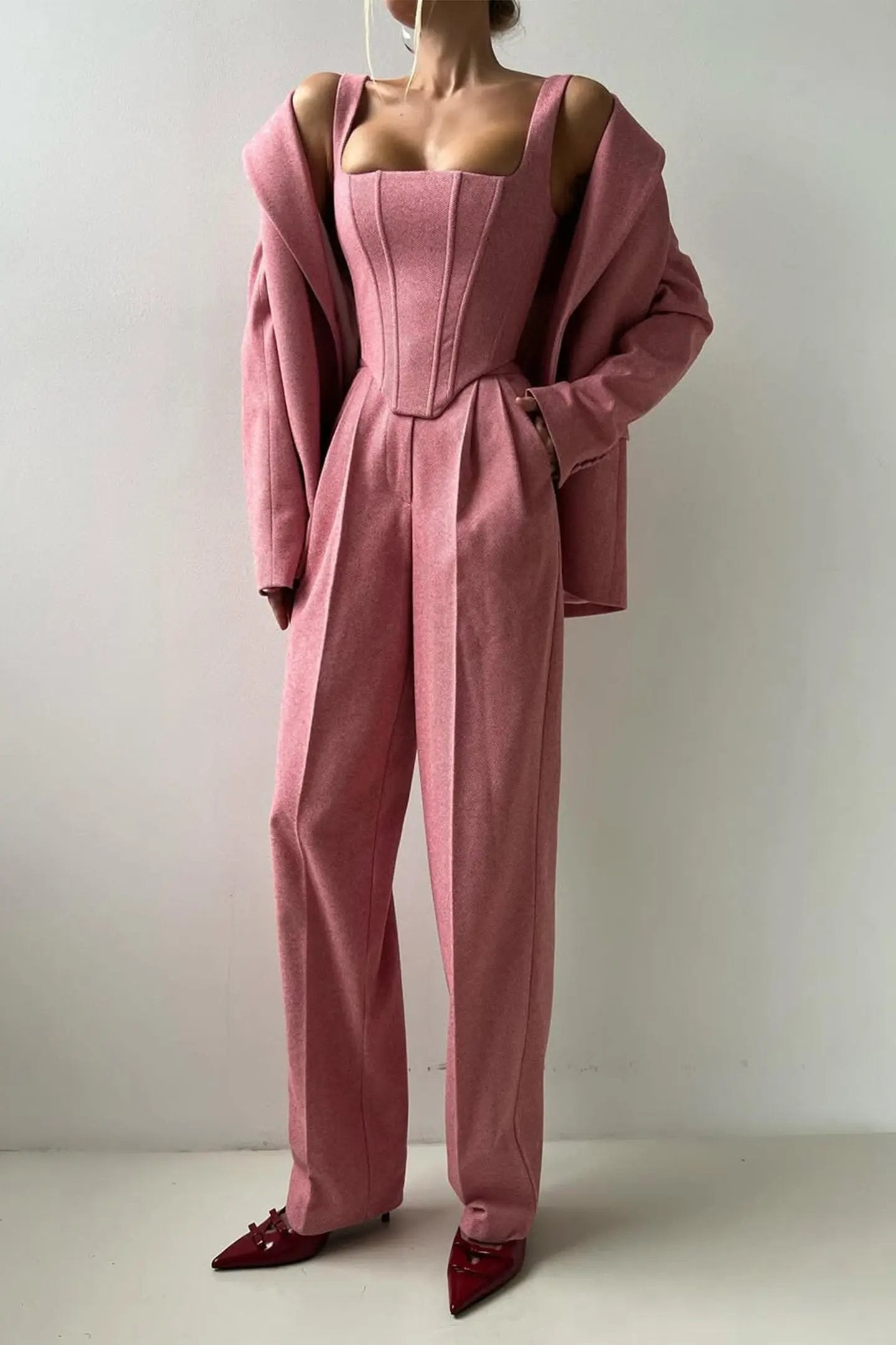 Tailored Three-Piece Suit for Women – Elegant & Sophisticated Pant Suit Set-Caliboot