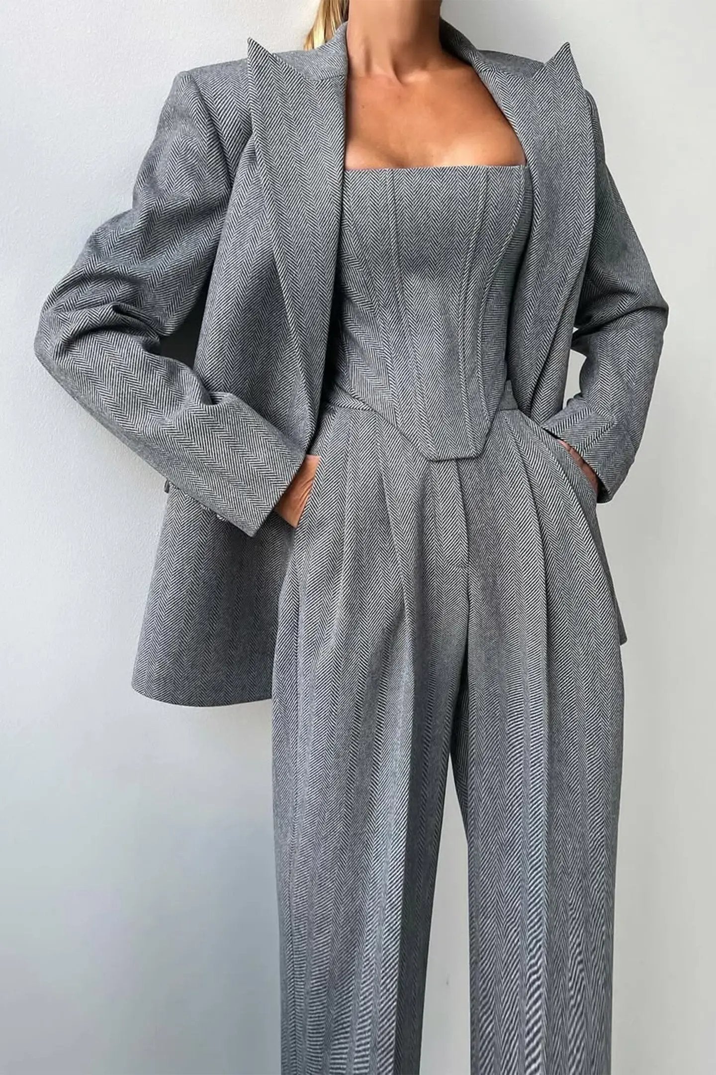 Tailored Three-Piece Suit for Women – Elegant & Sophisticated Pant Suit Set-Caliboot