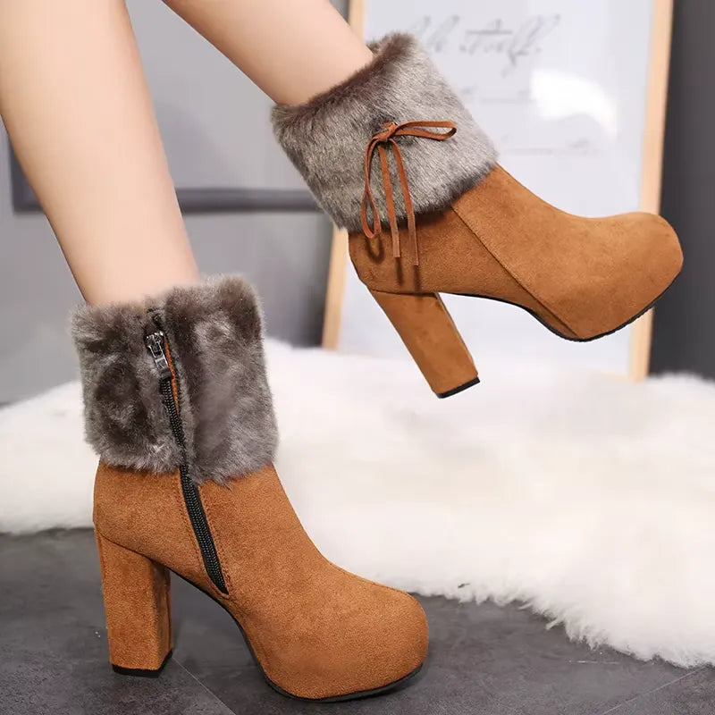 Thick Sole Platform Uggs for Women – Stylish & Cozy Winter Footwear