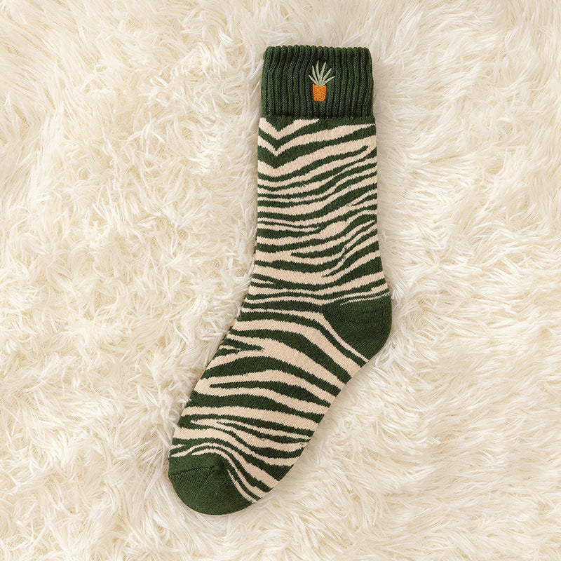 Thick Winter Socks for Women – Cozy & Stylish