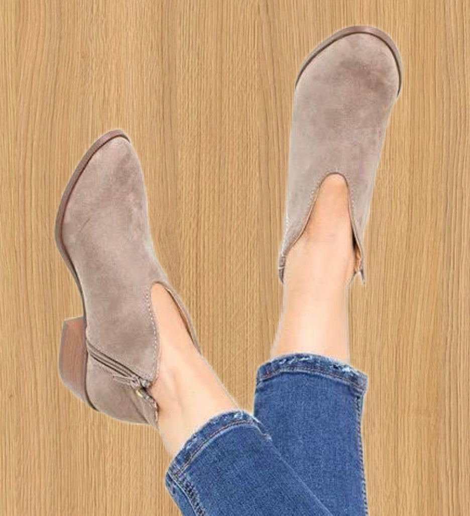 V-Cut Black Ankle Boots for Women – Stylish & Comfortable Everyday Wear