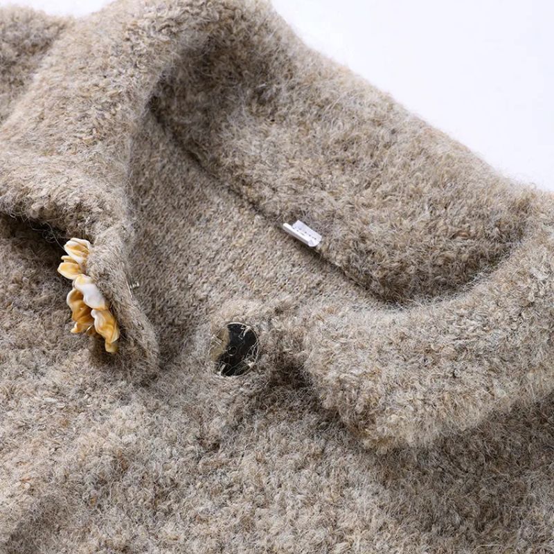 Cropped Collared Wool Cardigan for Women – Cozy Stylish Comfort Caliboot