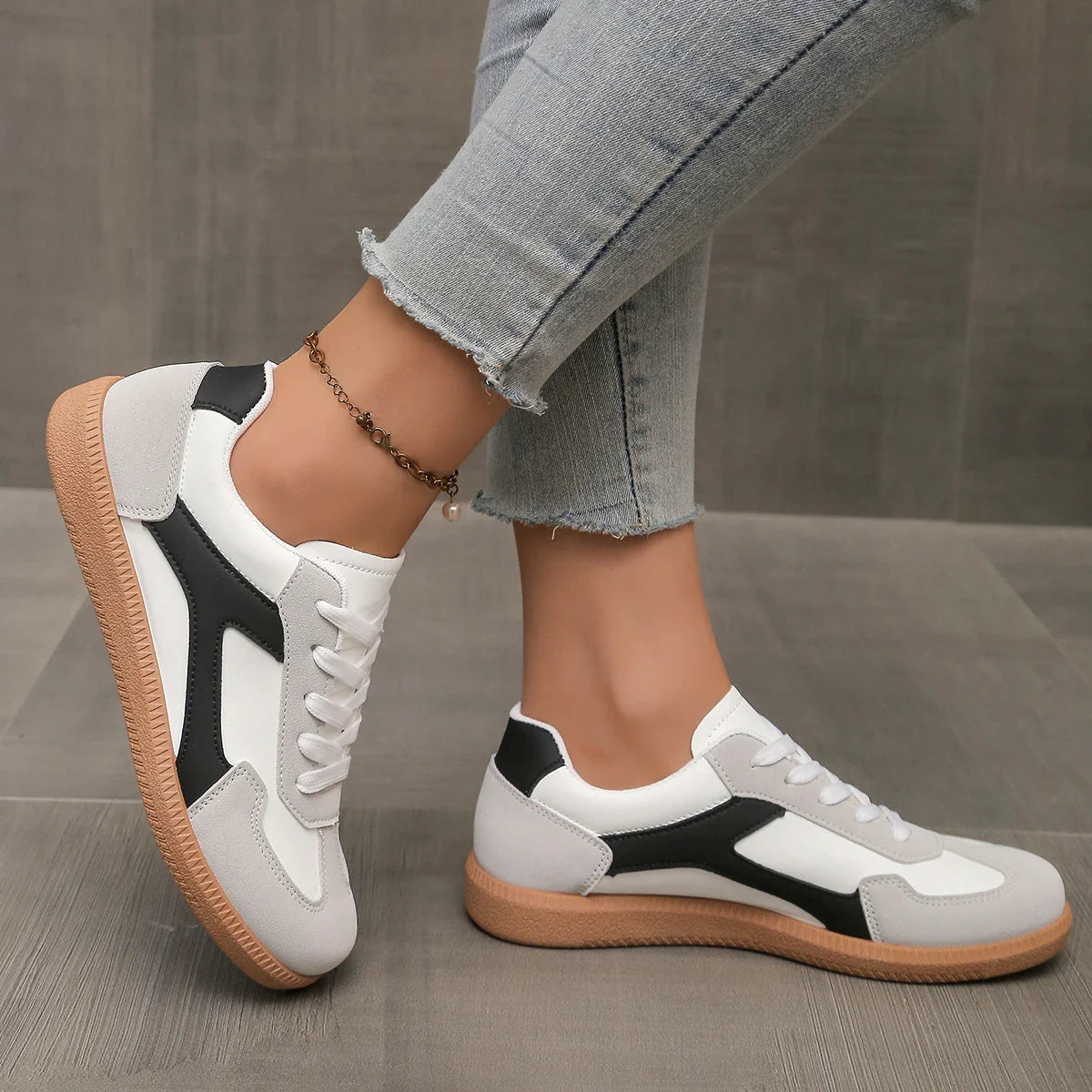 Livia Lifestyle Sneakers Caliboot
