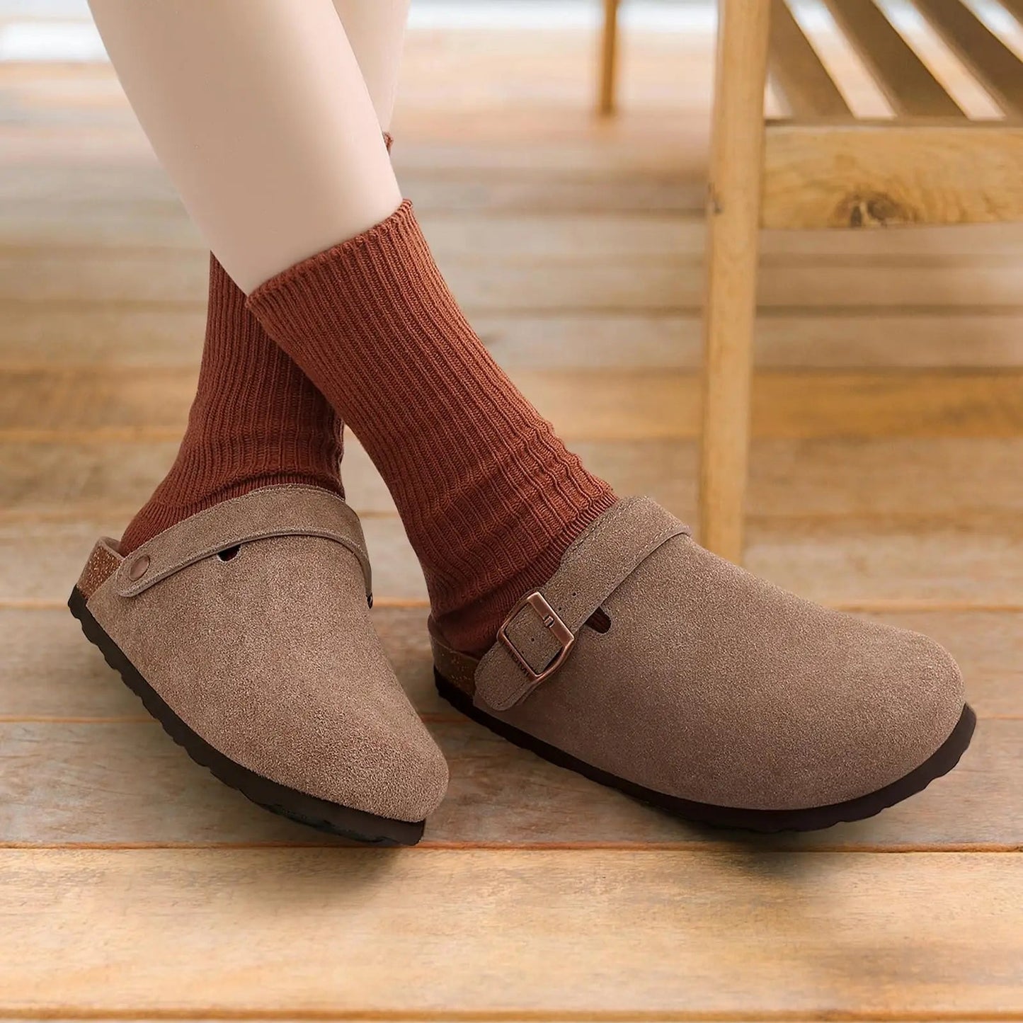 Adjustable Strap Clogs for Women – Comfortable & Stylish Design