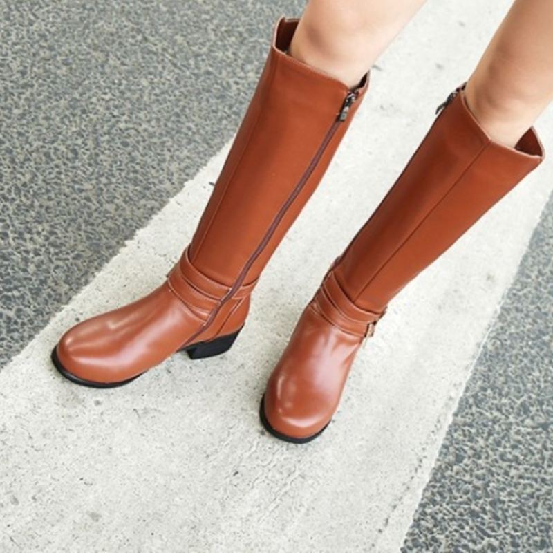 Bottes Élégantes À Talon En Cuir