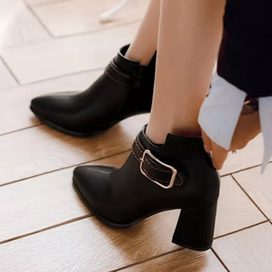 Bottes à Boucle Élégantes