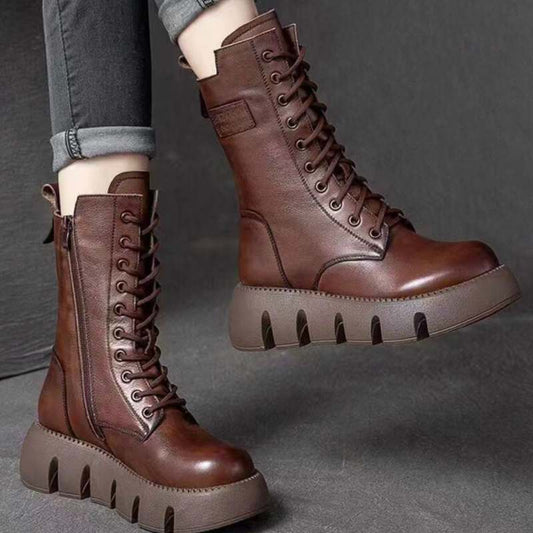 Bottes en Cuir Verni au Style Rétro