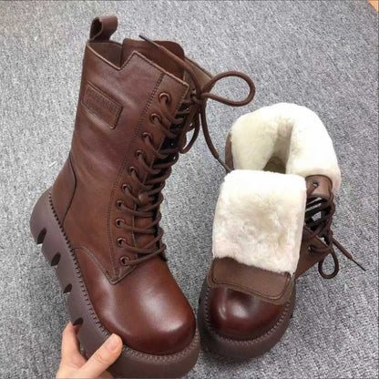 Bottes en Cuir Verni au Style Rétro
