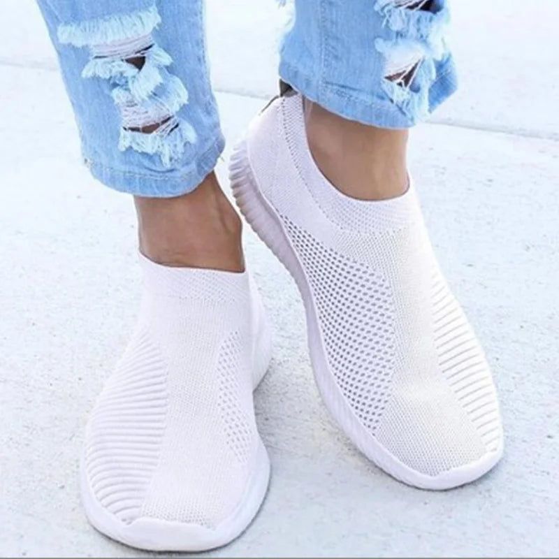 White / 10.5