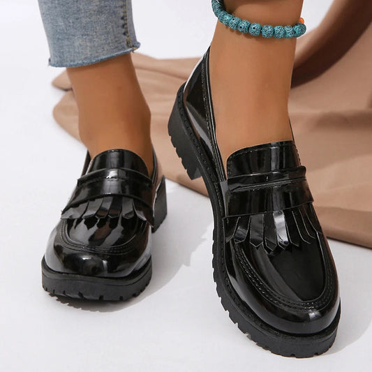 Chunky Black Loafers for Women – Stylish Comfort with Fringe Detail