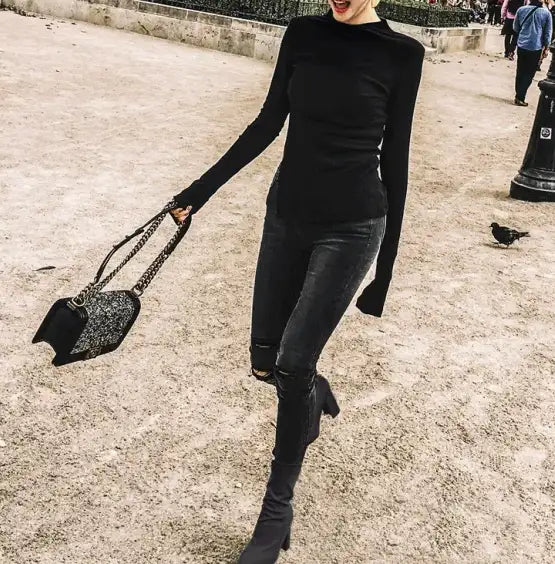 Chunky Heel Chelsea Boots for Women – Stylish & Comfortable Black Design
