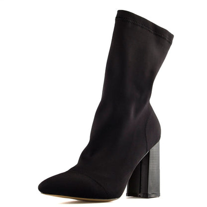 Chunky Heel Chelsea Boots for Women – Stylish & Comfortable Black Design