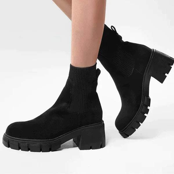 Black / US Women 10