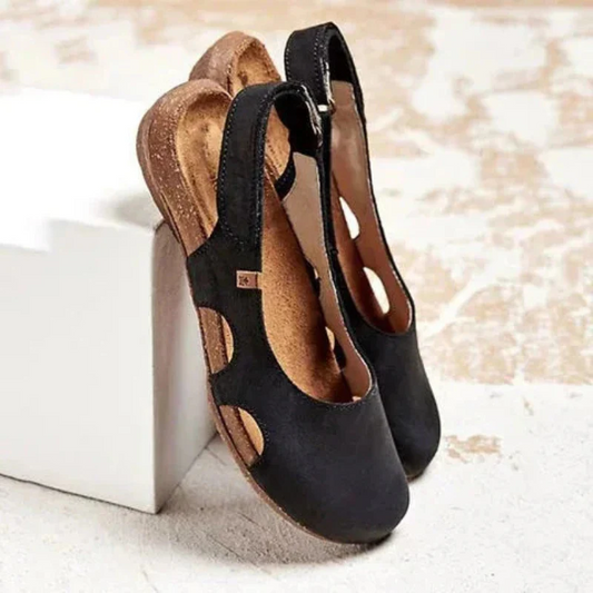 Closed-Toe Sandals for Women – Comfortable & Stylish for Everyday Wear