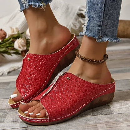 Croc-Embossed Wedge Sandals for Women – Effortless Style & Comfort