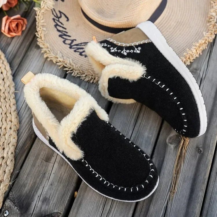 Faux Fur Lined Ankle Boots for Women – Cozy & Fashionable Black Booties