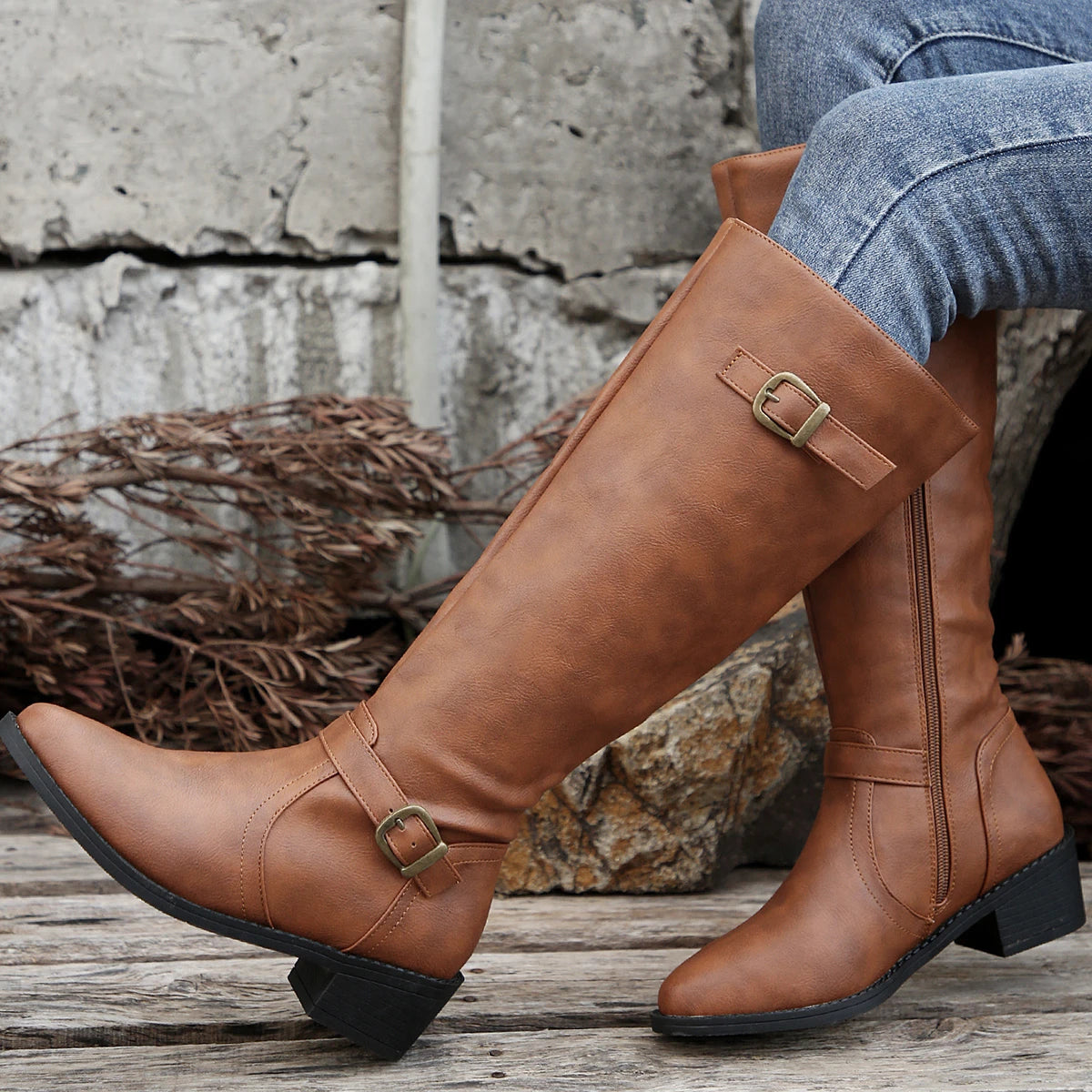 Light Brown / US Women 10.5