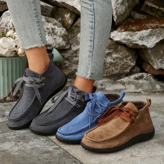 Lace-Up Winter Boots for Women – Stylish & Warm for Cold Weather