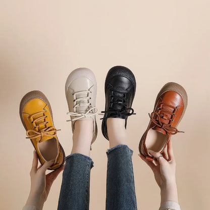 Lightweight Black Flats for Women – Stylish & Comfortable Everyday Wear