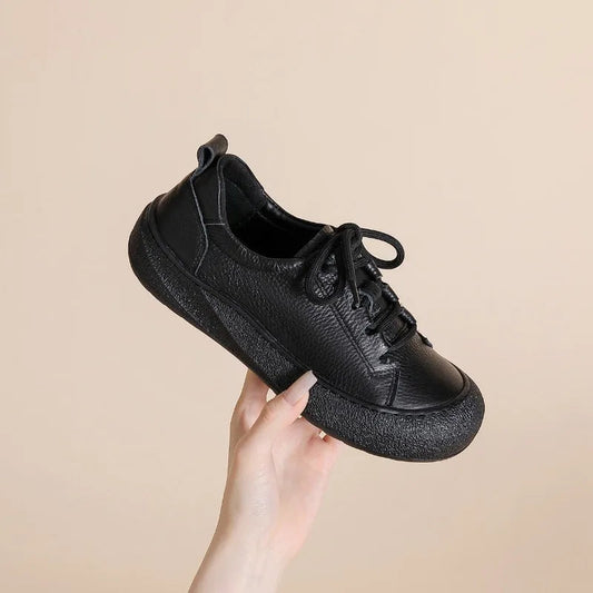 Lightweight Black Flats for Women – Stylish & Comfortable Everyday Wear