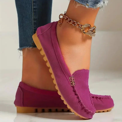Lightweight Black Loafers for Women – Chic & Versatile Comfort