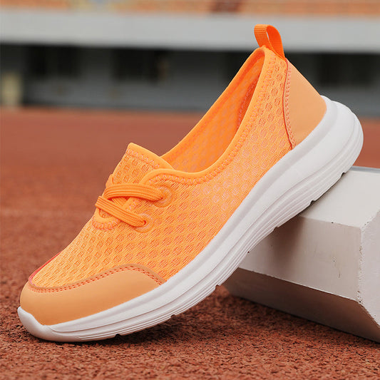 Lightweight Walking Shoes for Women – Comfortable & Versatile Slip-On Design