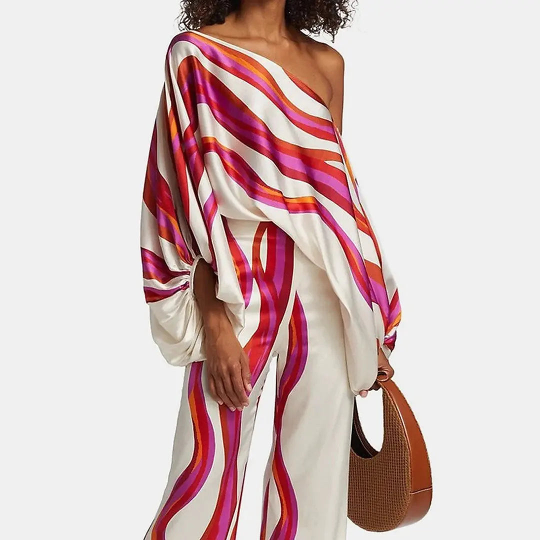 Off-Shoulder Two Piece Summer Outfit for Women – Chic & Comfortable Style 1