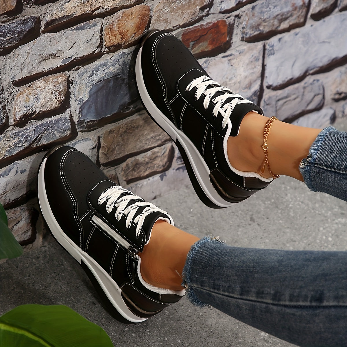 Black / US Women 10.5
