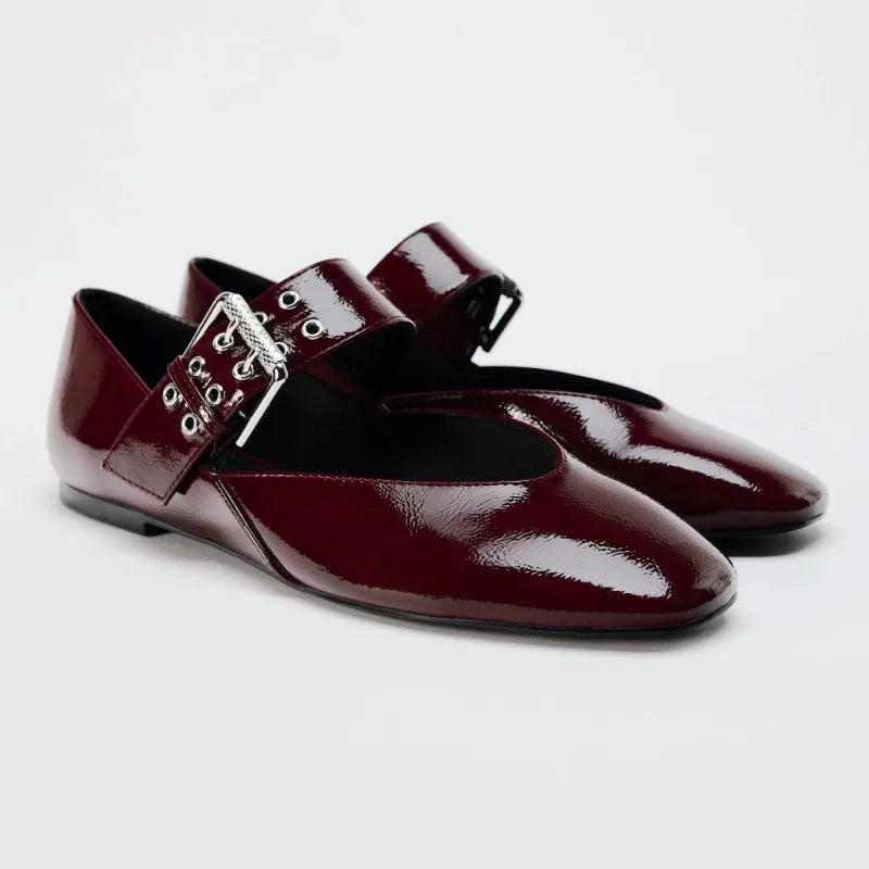Pointed Toe Flats for Women – Stylish Leopard Print & Comfortable Design