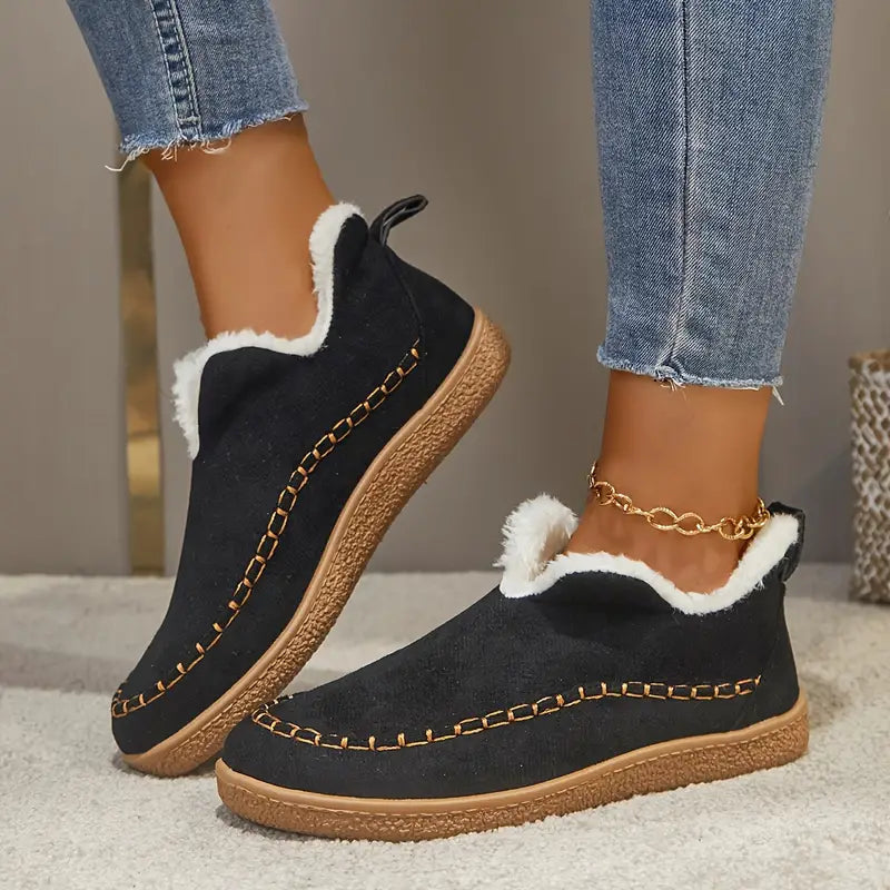 Round Toe Black Ankle Boots for Women – Stylish & Cozy Comfort