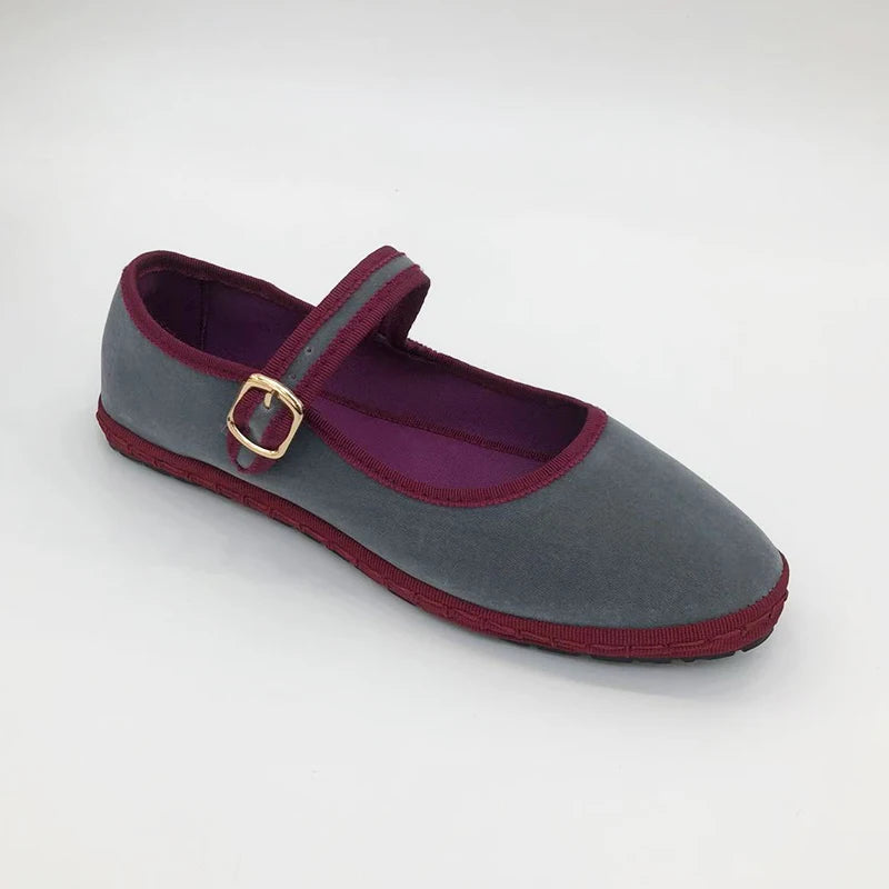 Round Toe Black Ballet Flats for Women – Effortless Style & Comfort