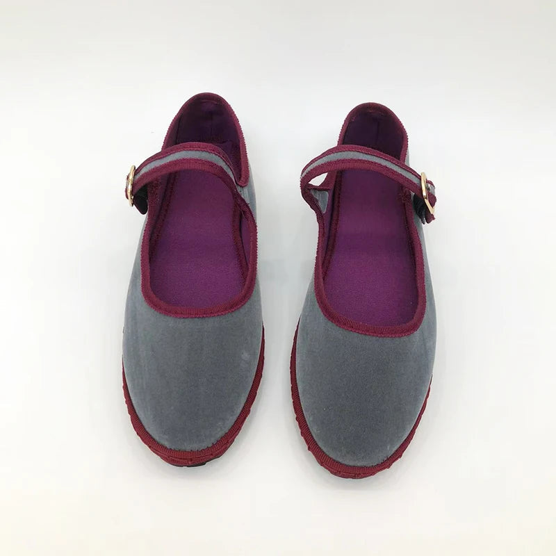 Round Toe Black Ballet Flats for Women – Effortless Style & Comfort